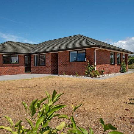 The Waterfront Ruakaka - Ruakaka Holiday Home Dış mekan fotoğraf
