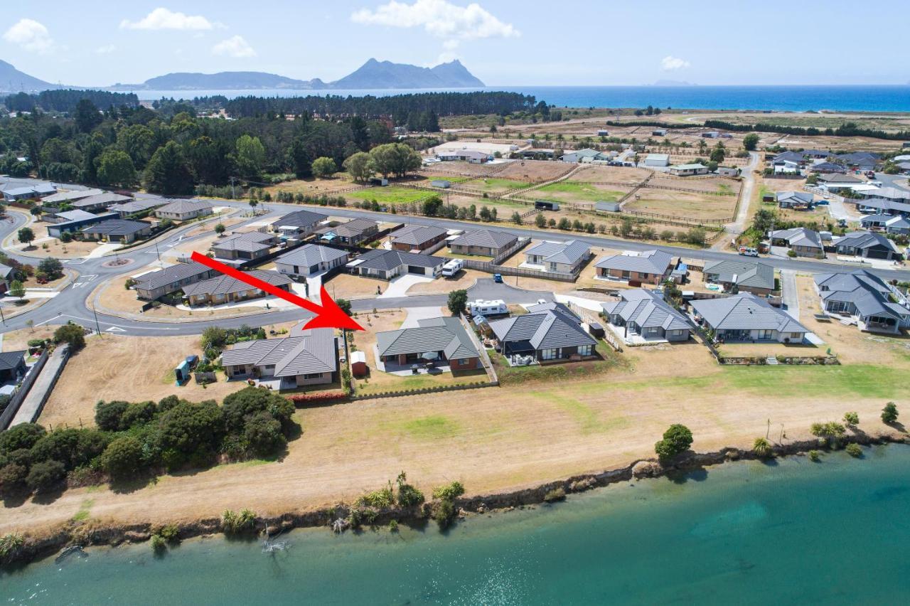 The Waterfront Ruakaka - Ruakaka Holiday Home Dış mekan fotoğraf